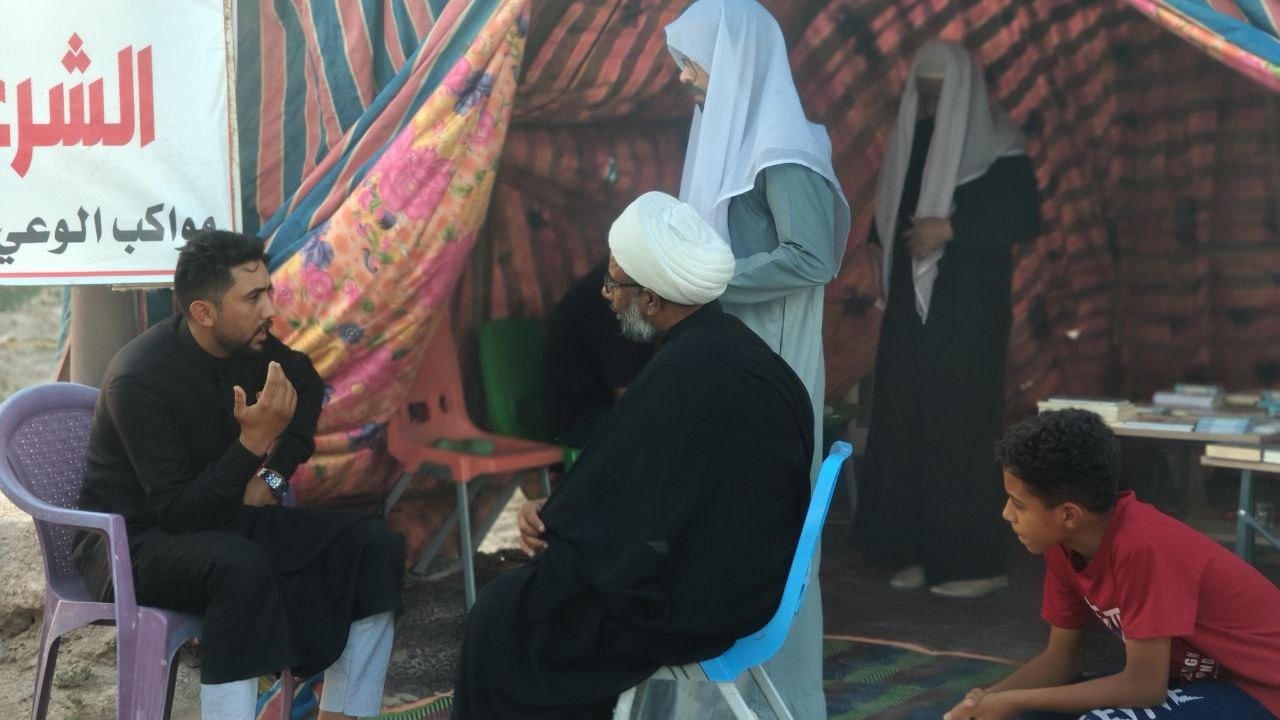 موكب الوعي والإصلاح في قضاء الشافعية يواصل رسالته التوعوية لخدمة زائري الأربعين
