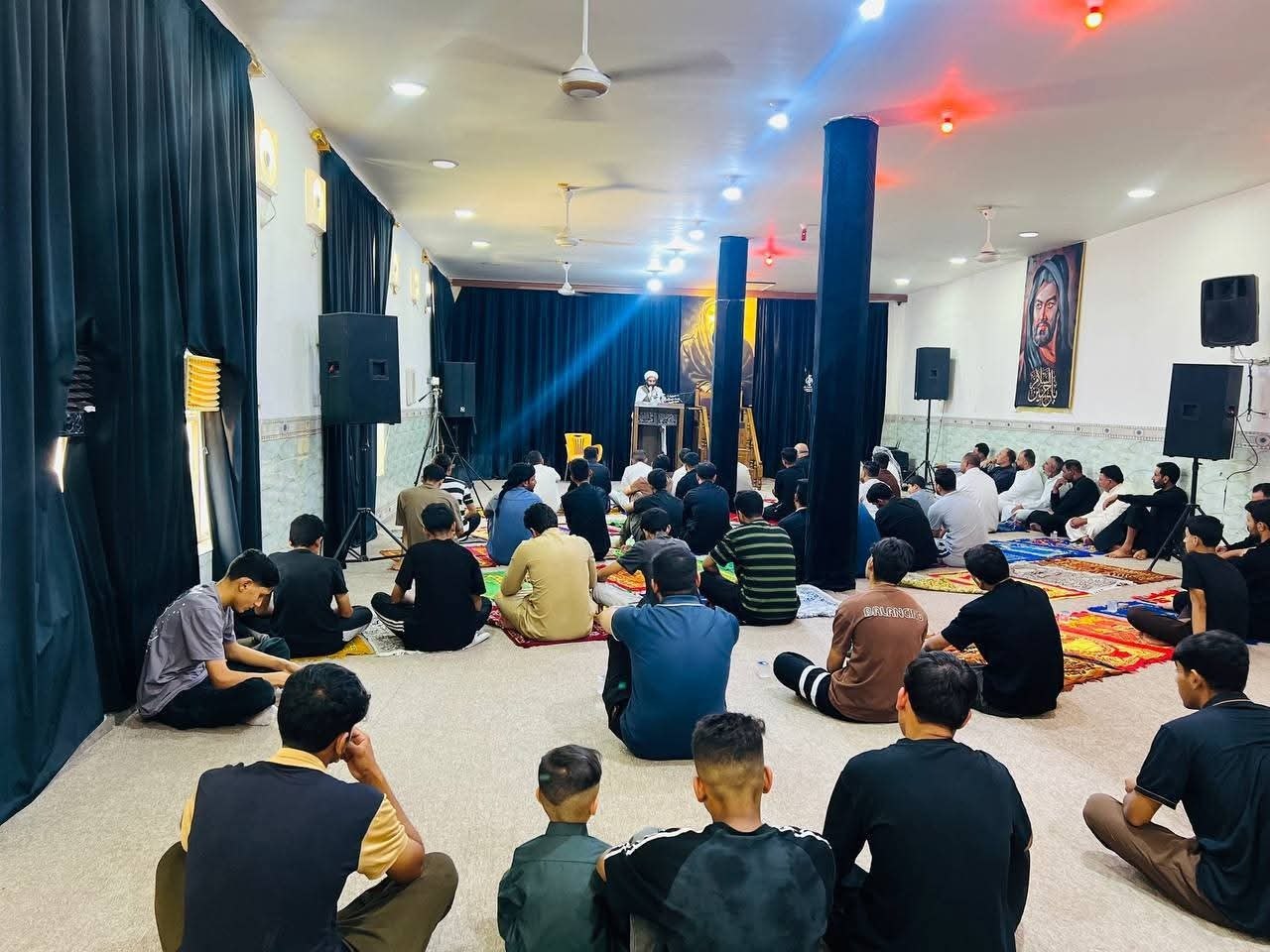 **إقامة صلاة الجمعة المباركة في قضاء الصويرة بمحافظة واسط**
