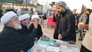 تحت شعار الخدمة الحسينية.. موكب حسينية "عقيلة آل هاشم" بالمسيب يواصل تقديم خدماته لزائري الأربعيني