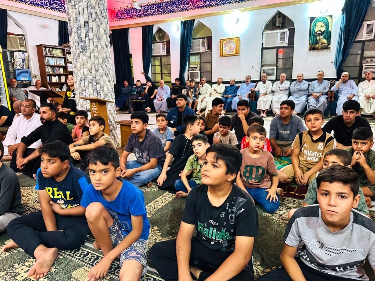 ثمار التربية الحسينية: أشبال مدرسة الإمام الحجة (عجّل الله فرجه) يشاركون في إحياء ذكرى شهادة الصديقة الكبرى (عليها السلام ))